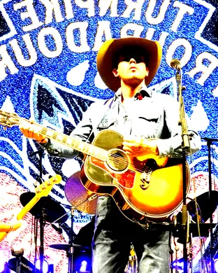 Turnpike Troubadours, Muscadine Bloodline & Drayton Farley